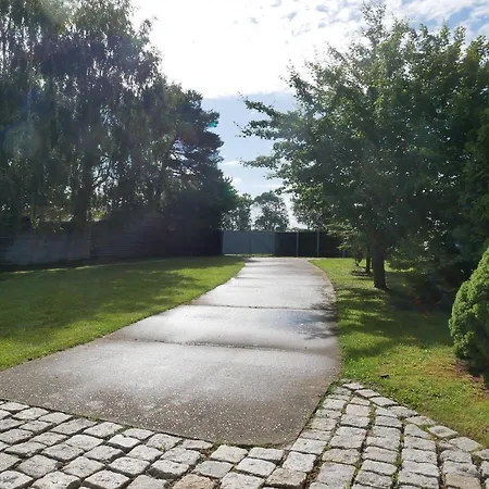 Apartment Kinderfreundliches Mit W-lan Bannemin